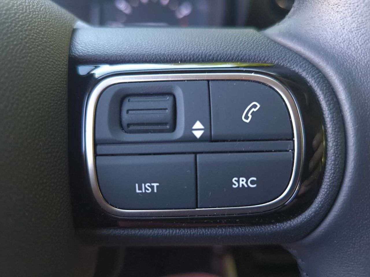 Citroën C3 Aircross FEEL PACK BLUE HDI 110 CV  - Foto 2