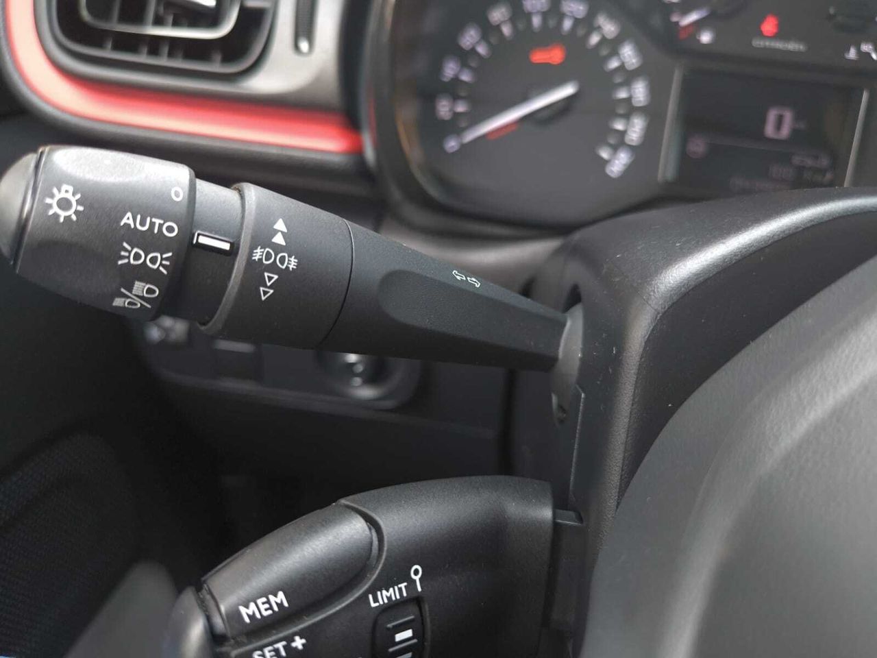 Citroën C3 C SERIES PURE TECH 83 CV  - Foto 2