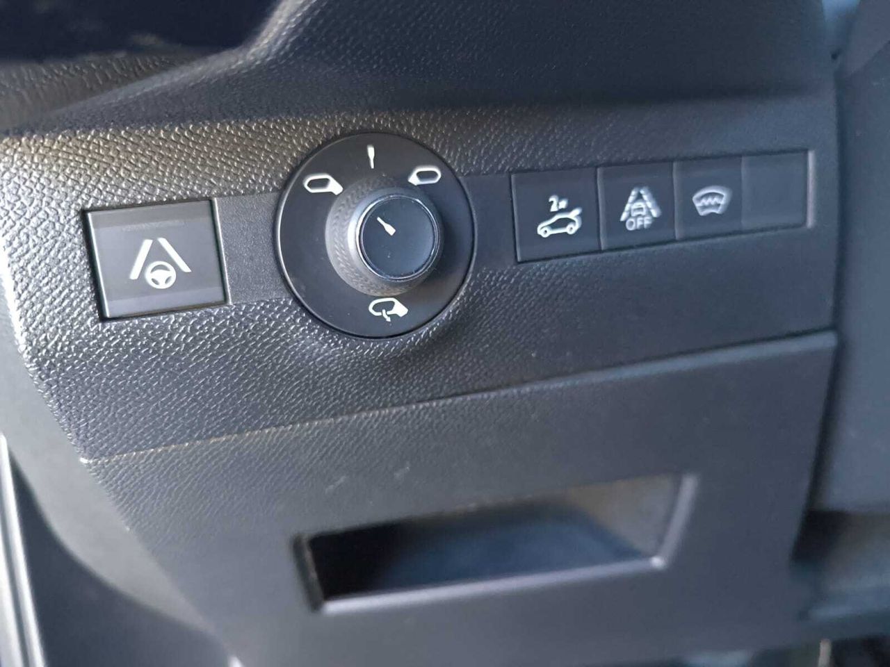 DS DS 7 CROSSBACK BLUE HDI 180 CV AUT LOUVRE  - Foto 2