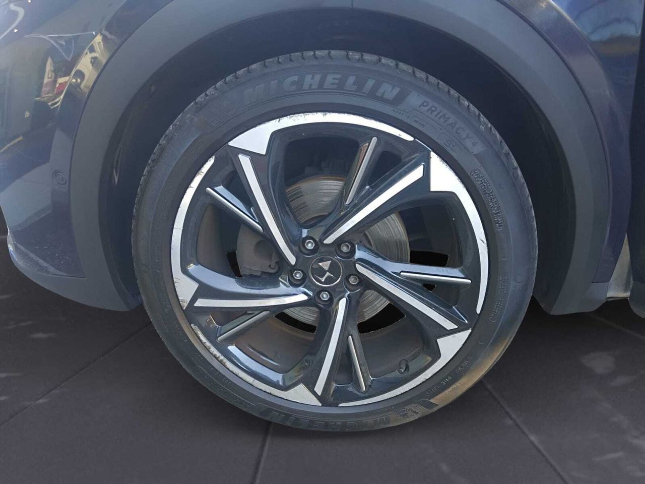 DS DS 7 CROSSBACK BLUE HDI 180 CV AUT LOUVRE  - Foto 2