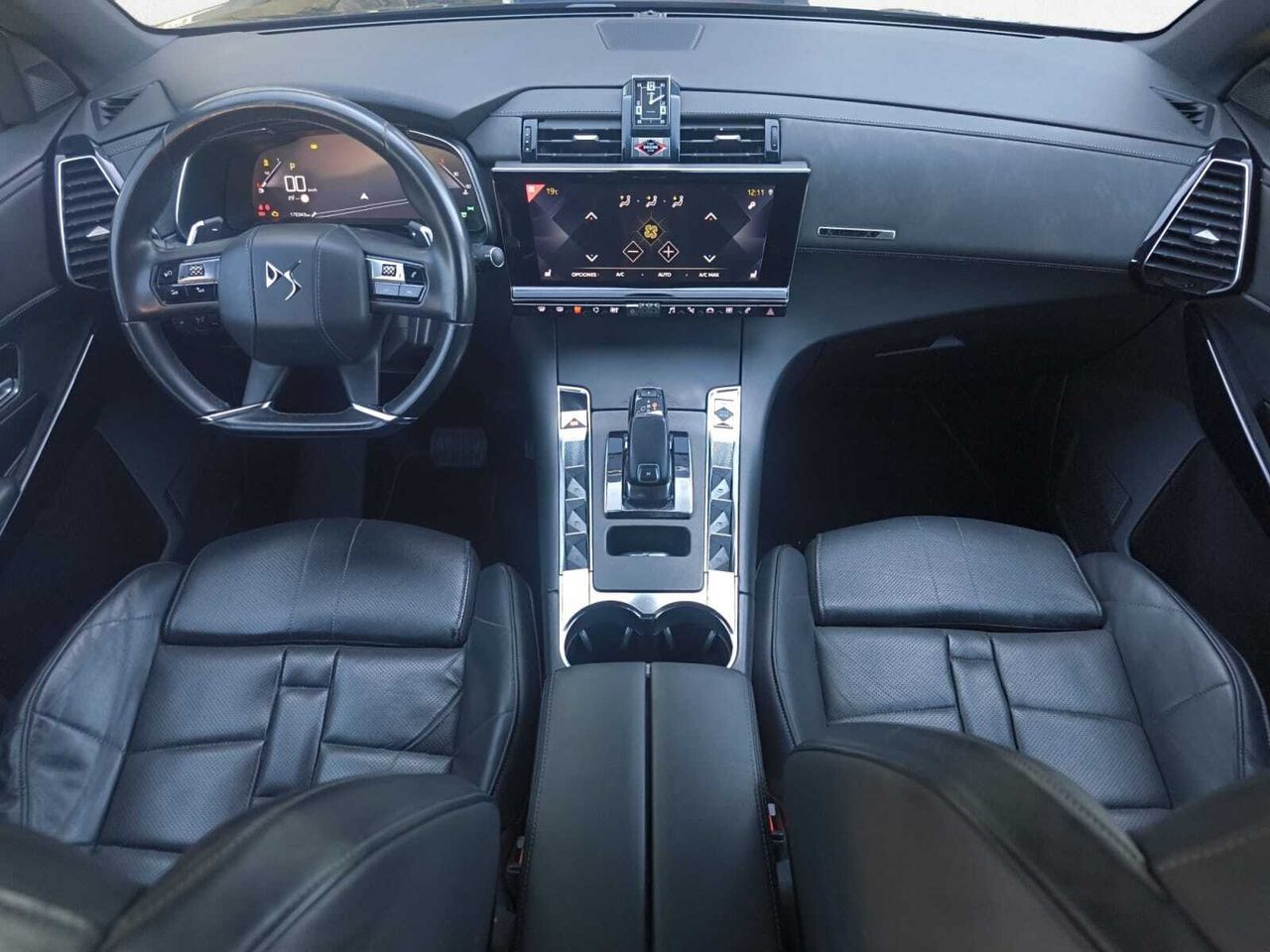 DS DS 7 CROSSBACK BLUE HDI 180 CV AUT LOUVRE  - Foto 2