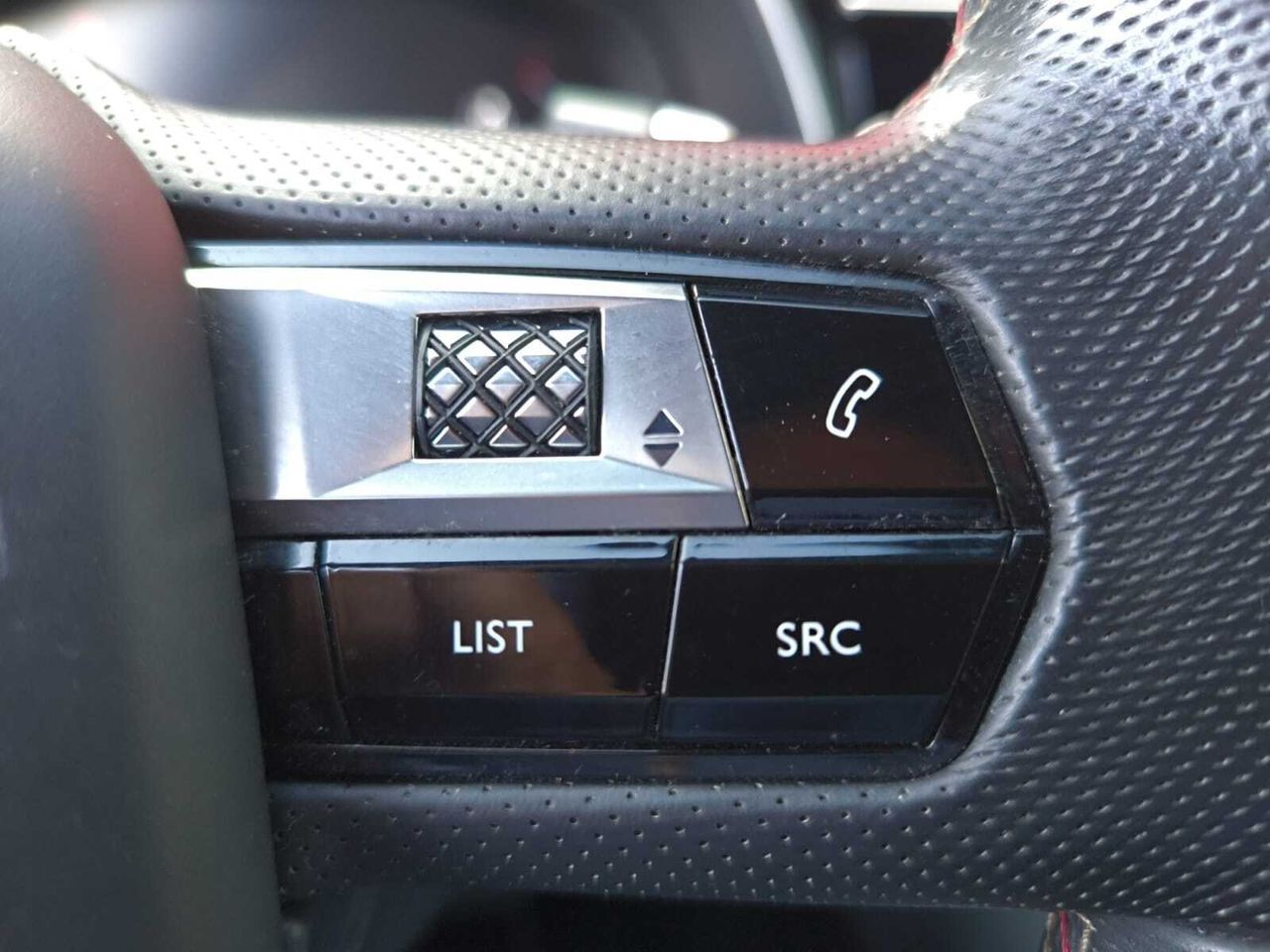 DS DS 7 CROSSBACK PURE TECH 180 CV PERFORMANCE  - Foto 2