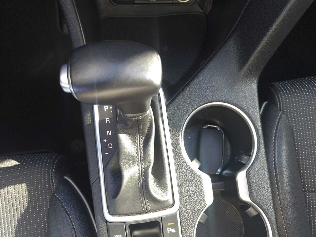 Kia Sportage 1.6 TGDI 180 CV GT LINE  - Foto 2