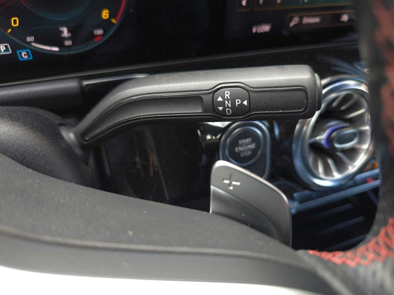 Mercedes GLA 200 D AMG LINE  - Foto 2