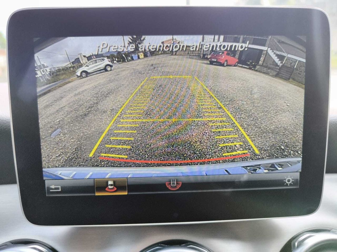 Mercedes GLA 200 D AMG LINE + PAQ ADVANTAGE+ SMARTPHONE INTEGRADO  - Foto 2