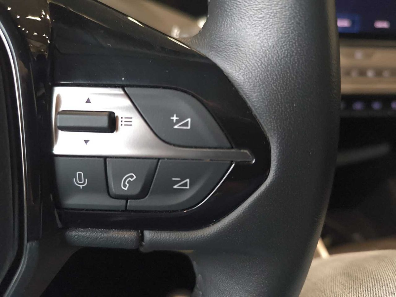 Peugeot 308 ACTIVE PACK BLUE HDI 130 CV  - Foto 2