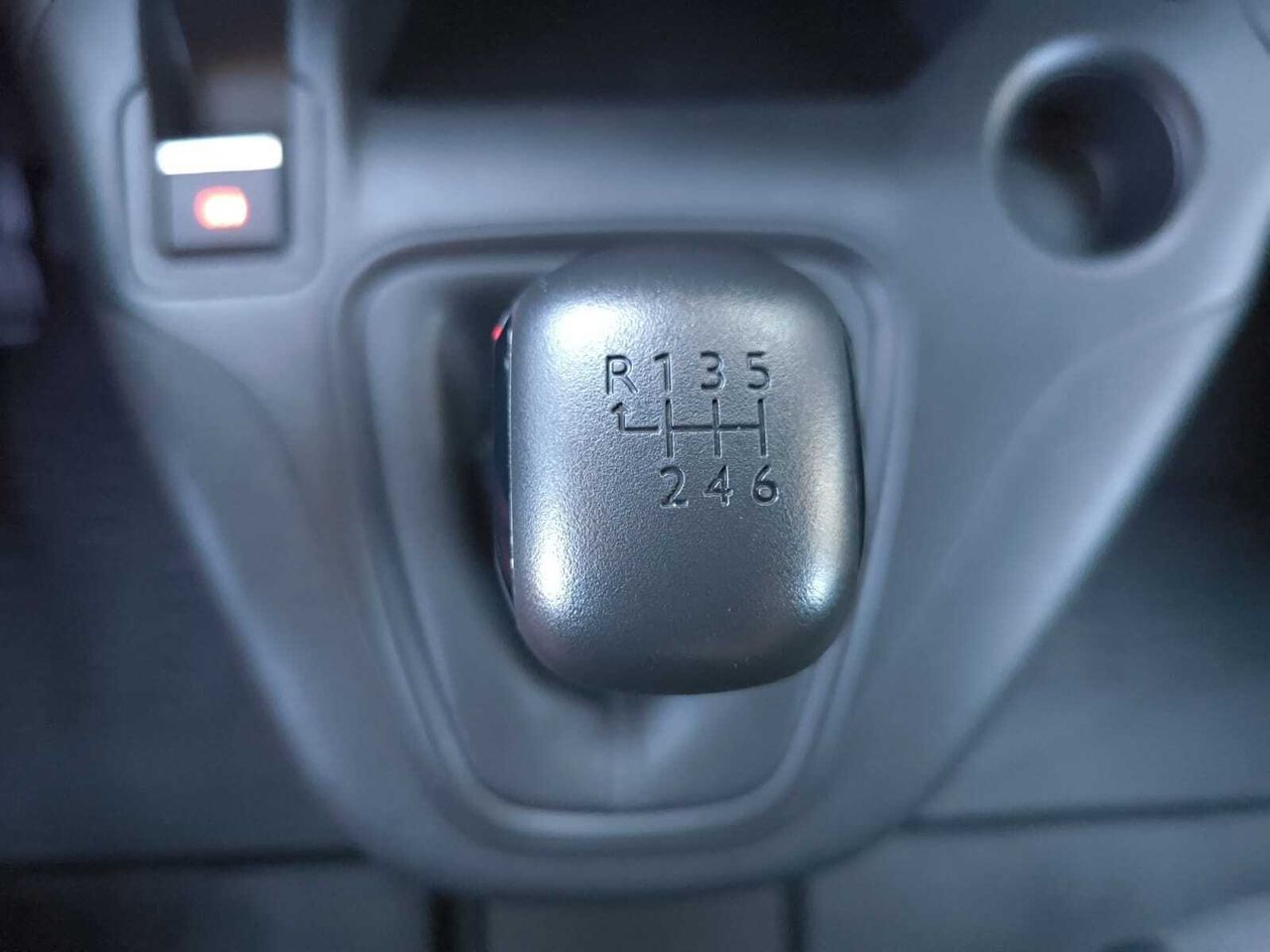 Peugeot Partner FG PREMIUM STANDAR 600 KG BLUE HDI 100 CV  - Foto 2