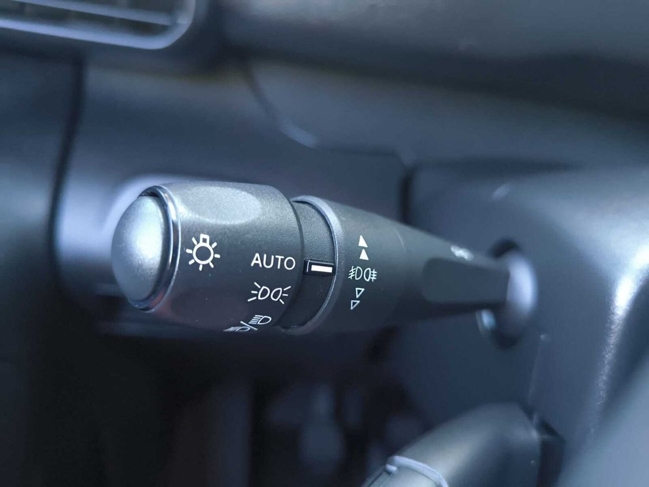 Peugeot Partner FG PREMIUM STANDAR 600 KG BLUE HDI 100 CV  - Foto 2