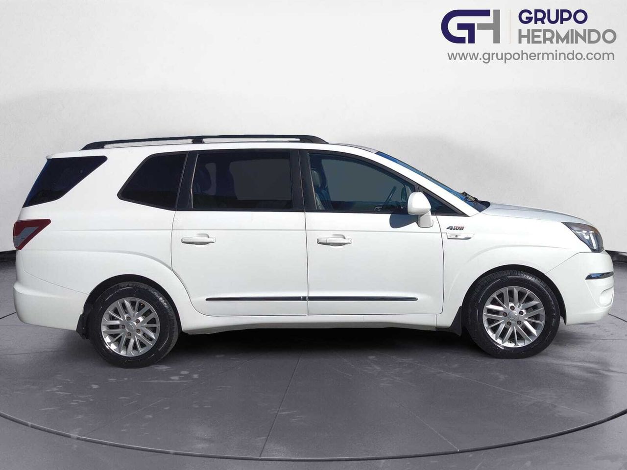 SsangYong Rodius PREMIUM  - Foto 2