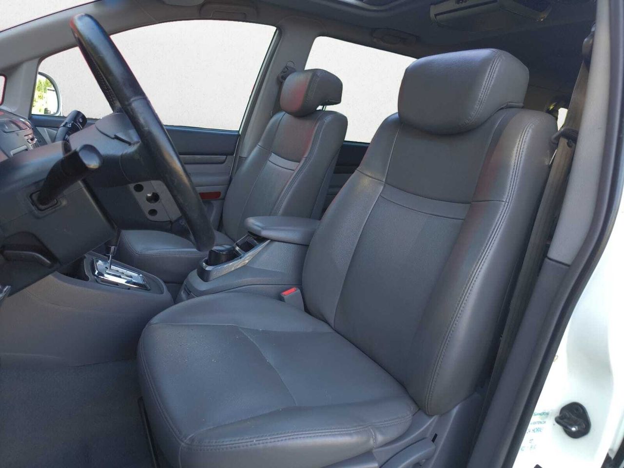 SsangYong Rodius PREMIUM  - Foto 2