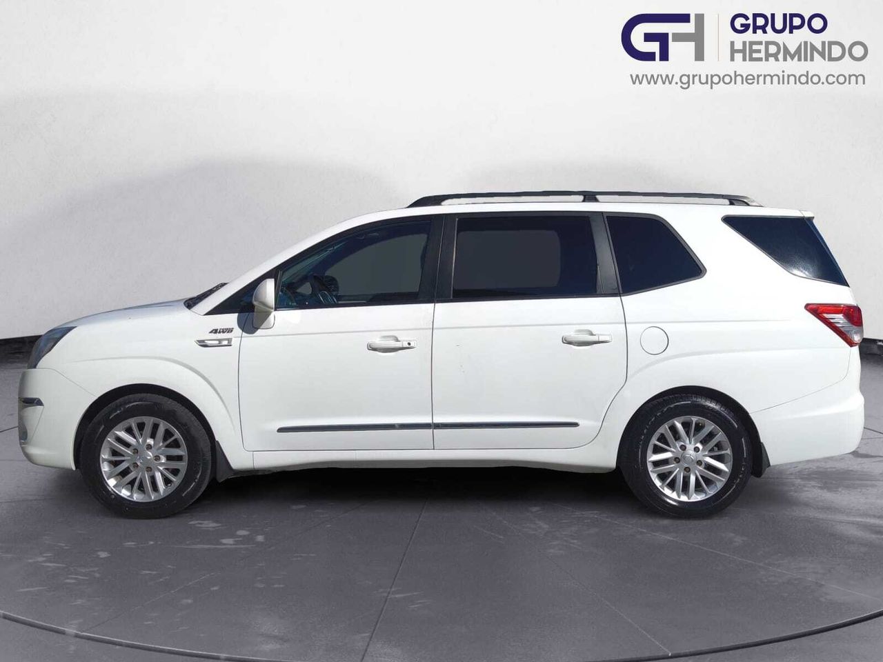 SsangYong Rodius PREMIUM  - Foto 2