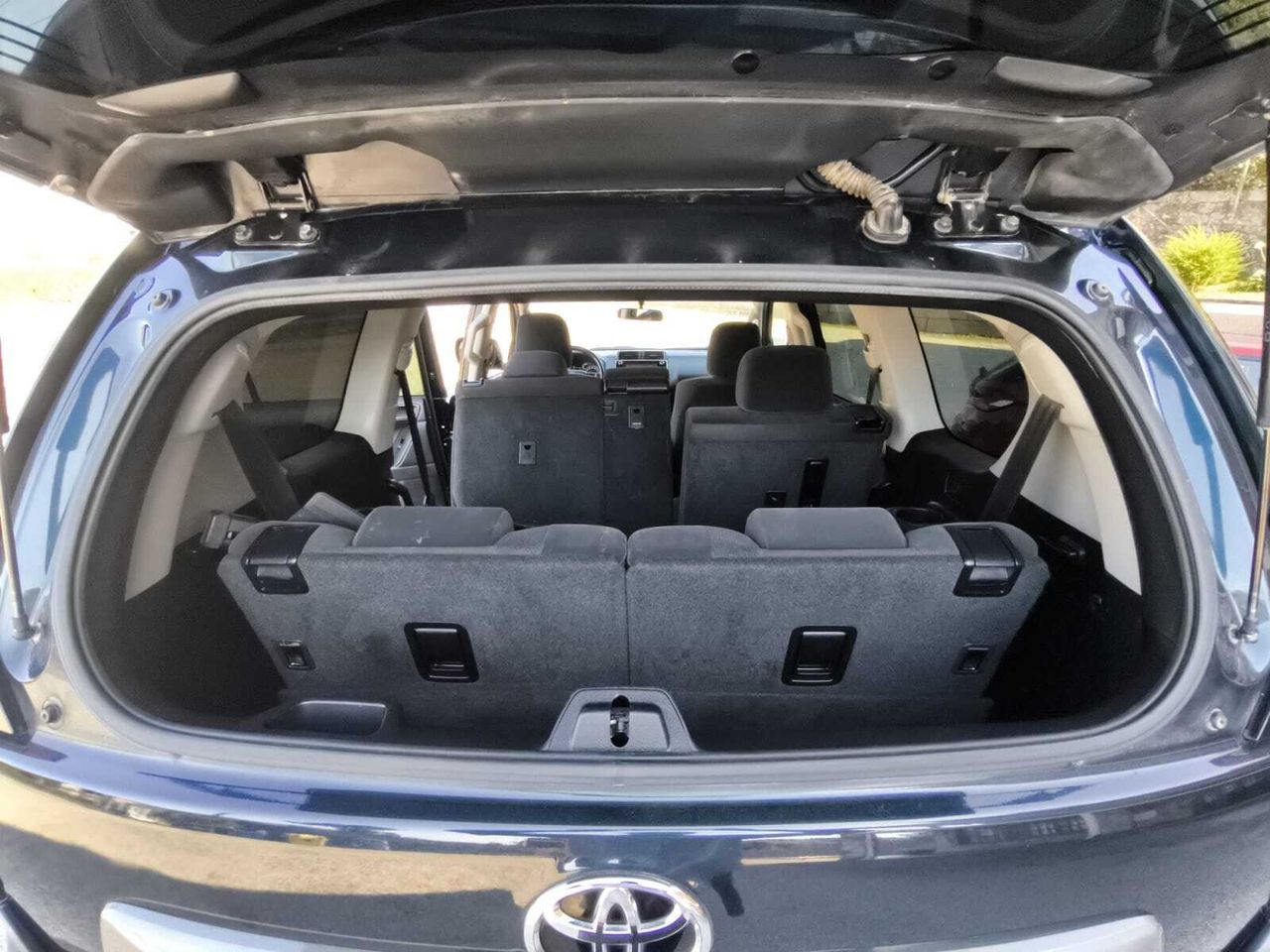 Toyota Land Cruiser 2.8 D 4D VX AUTO 7 PLAZAS  - Foto 2