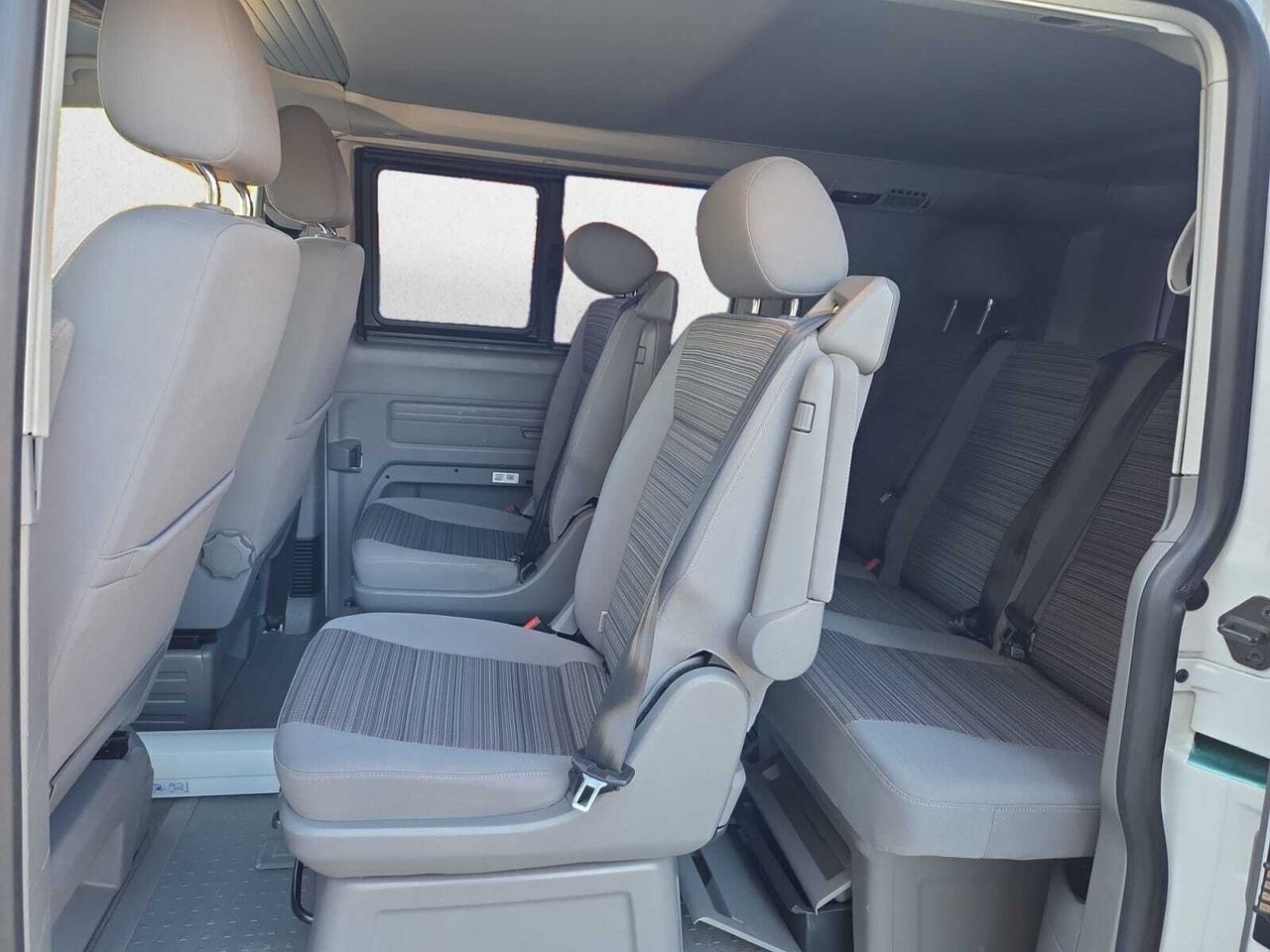 Volkswagen California BEACH TOUR TDI 146 KW 198 CV BMT DSG 7 PLAZAS  - Foto 2