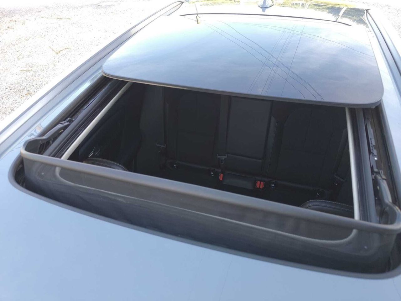 Volvo XC40 2.0 D3 BUSINESS PLUS AUTO+PACK XENIUM+PARK ASSIST  - Foto 2