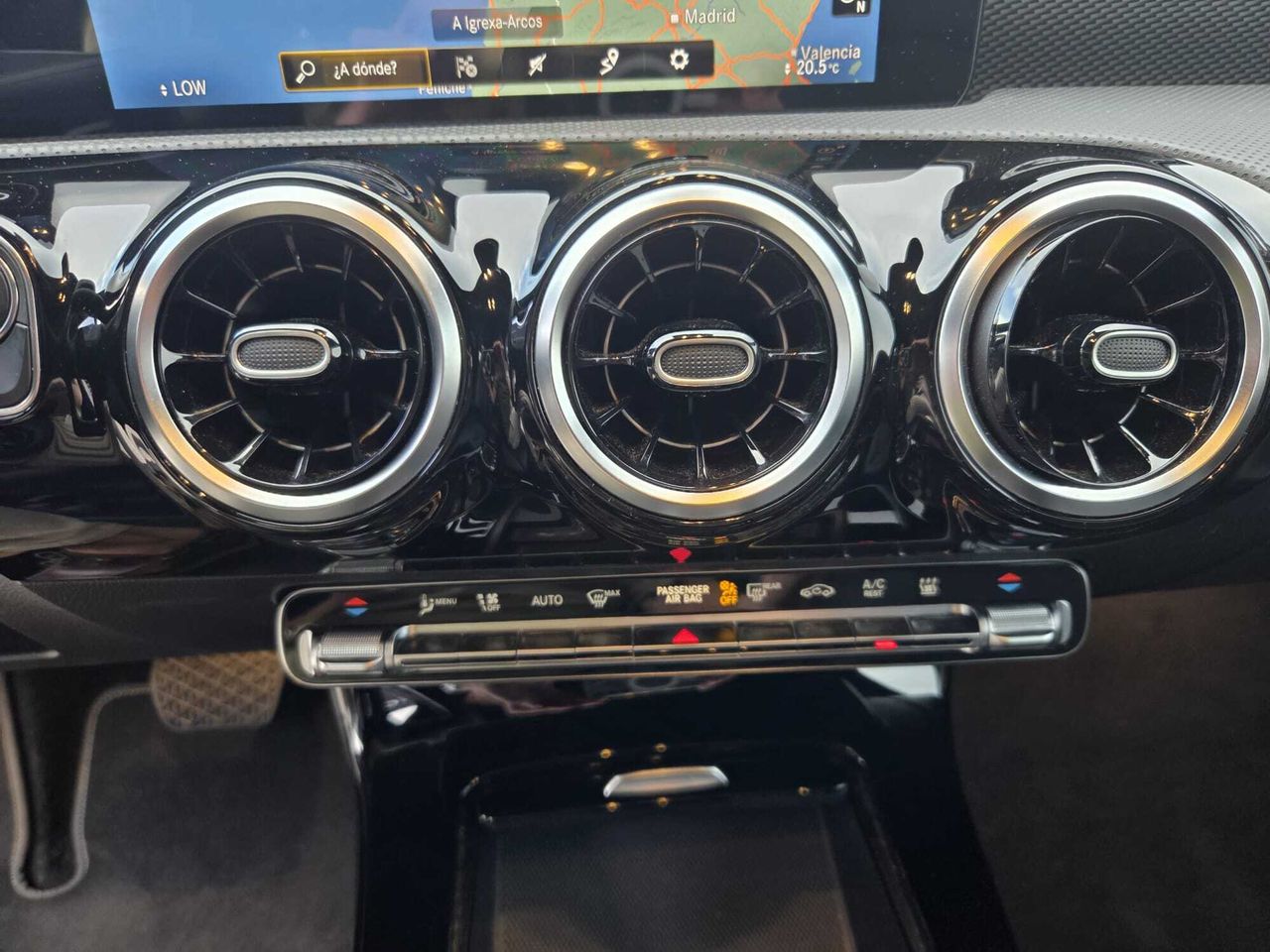 Mercedes Clase A 250 e +PAQ ADVANTAGE+SMARTPHONE INT  - Foto 2