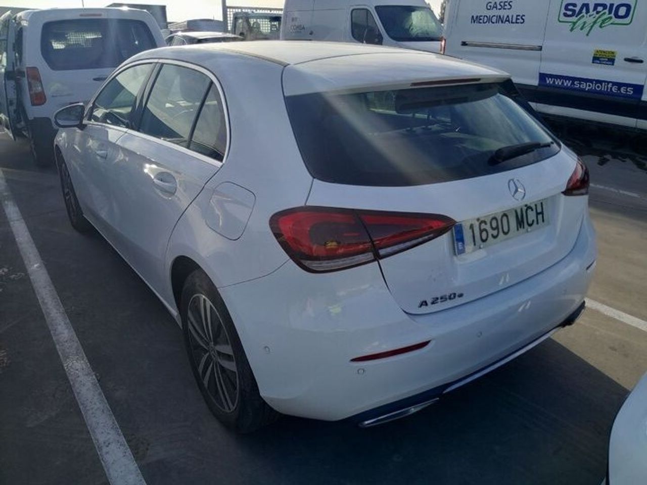 Mercedes Clase A 250 e +PAQ ADVANTAGE+SMARTPHONE INT  - Foto 2