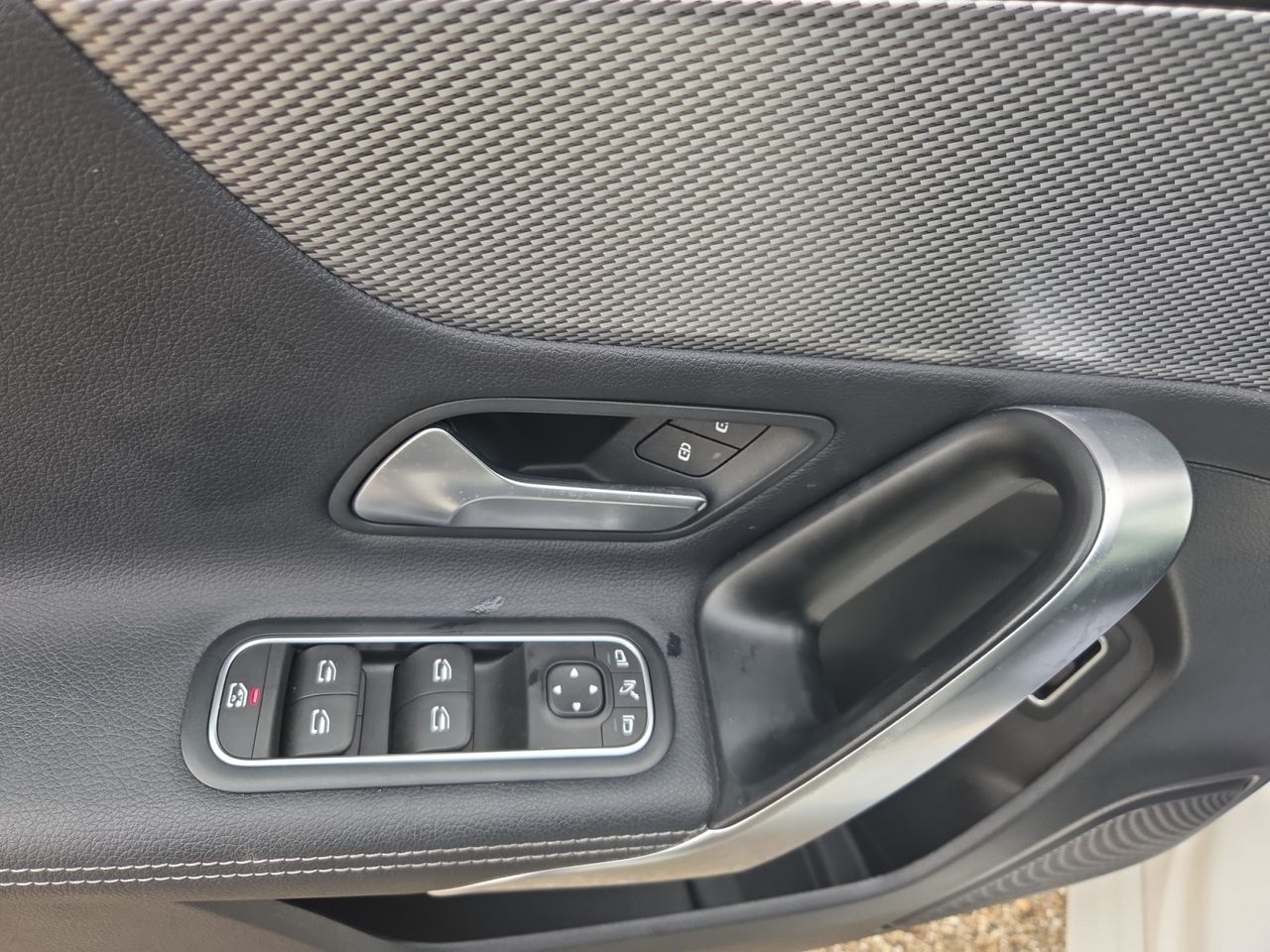 Mercedes Clase A 250 e +PAQ ADVANTAGE+SMARTPHONE INT  - Foto 2