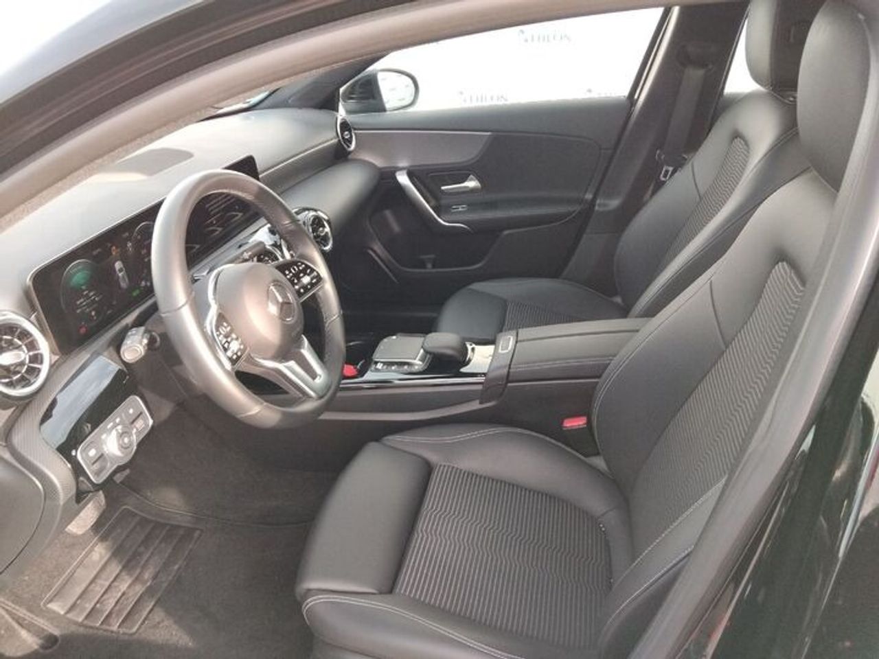 Mercedes Clase A 250 e +PAQ ADVANTAGE+SMARTPHONE INT  - Foto 2