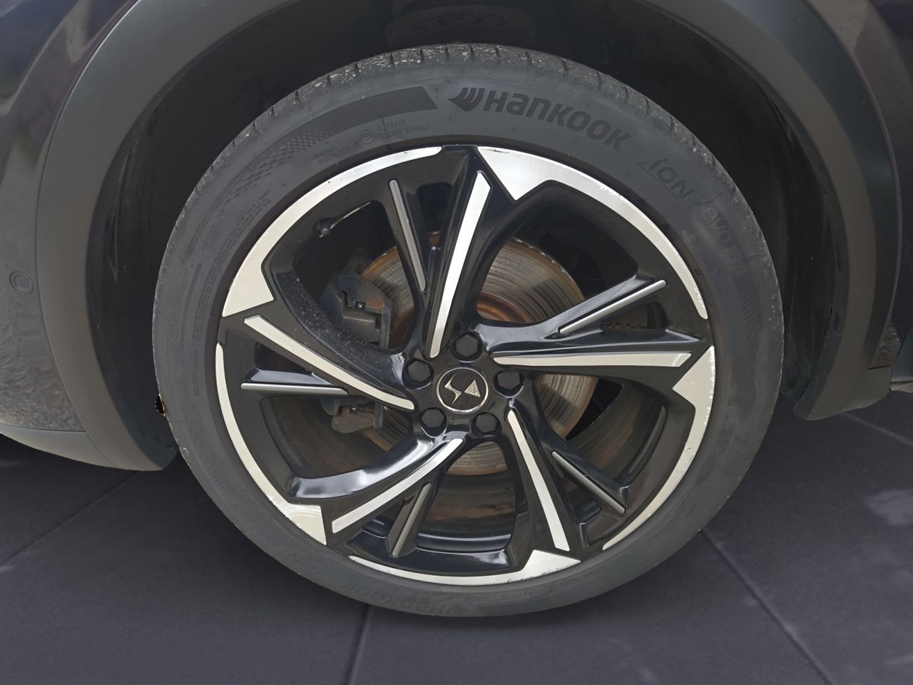 DS DS 7 Crossback CROSSBACK E TENSE 300 4X4 LOUVRE  - Foto 2