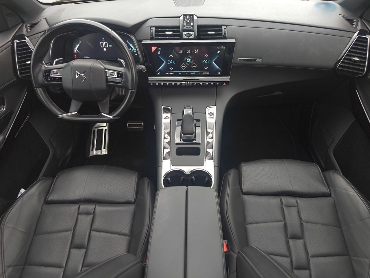 DS DS 7 Crossback CROSSBACK E TENSE 300 4X4 LOUVRE  - Foto 2