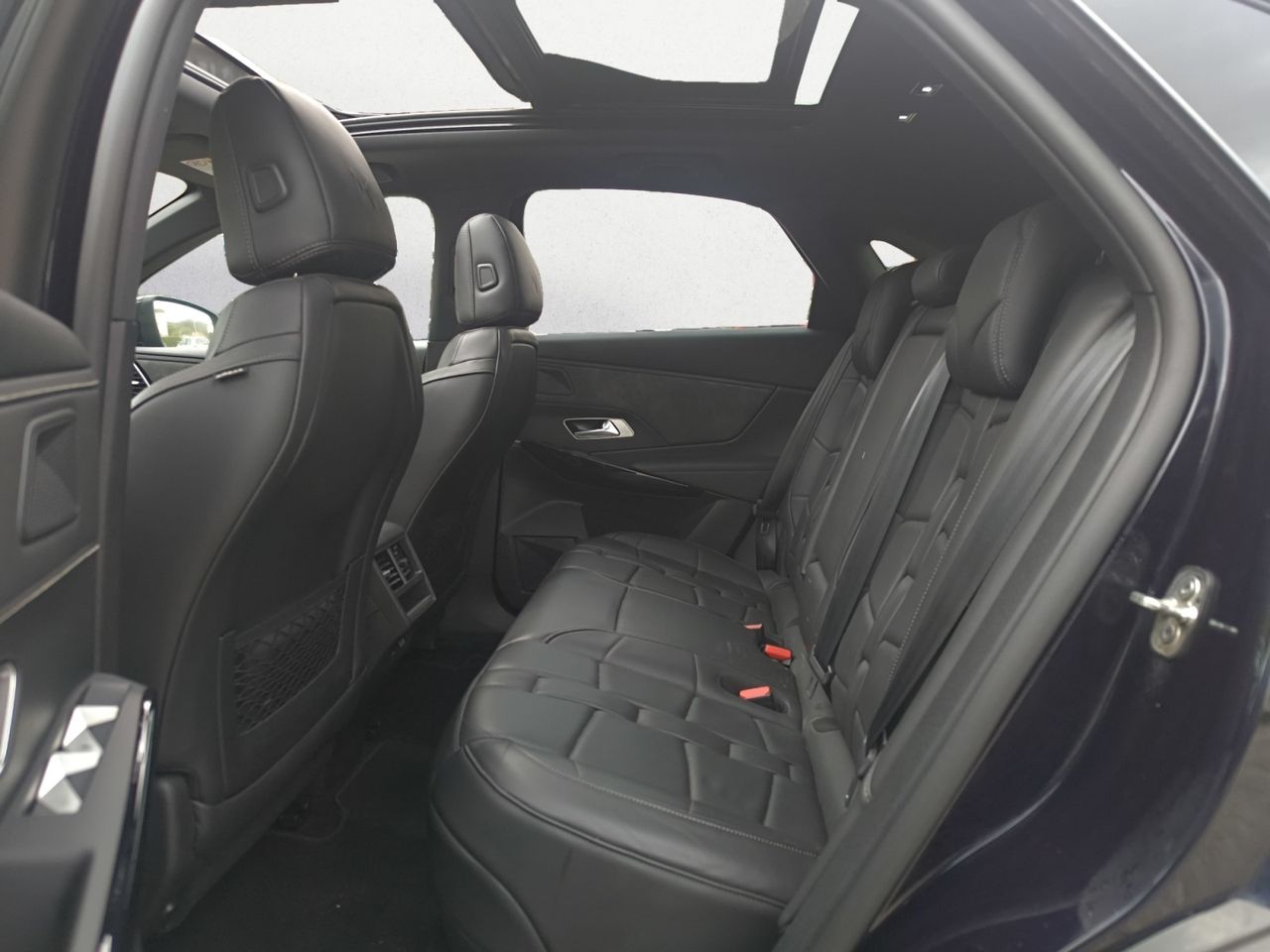 DS DS 7 Crossback CROSSBACK E TENSE 300 4X4 LOUVRE  - Foto 2