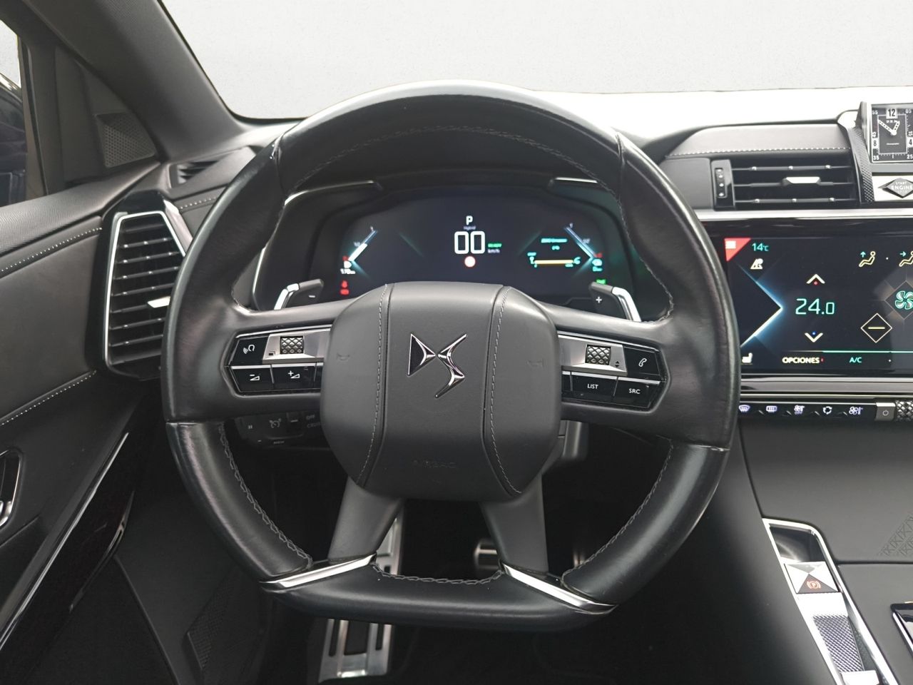 DS DS 7 Crossback CROSSBACK E TENSE 300 4X4 LOUVRE  - Foto 2