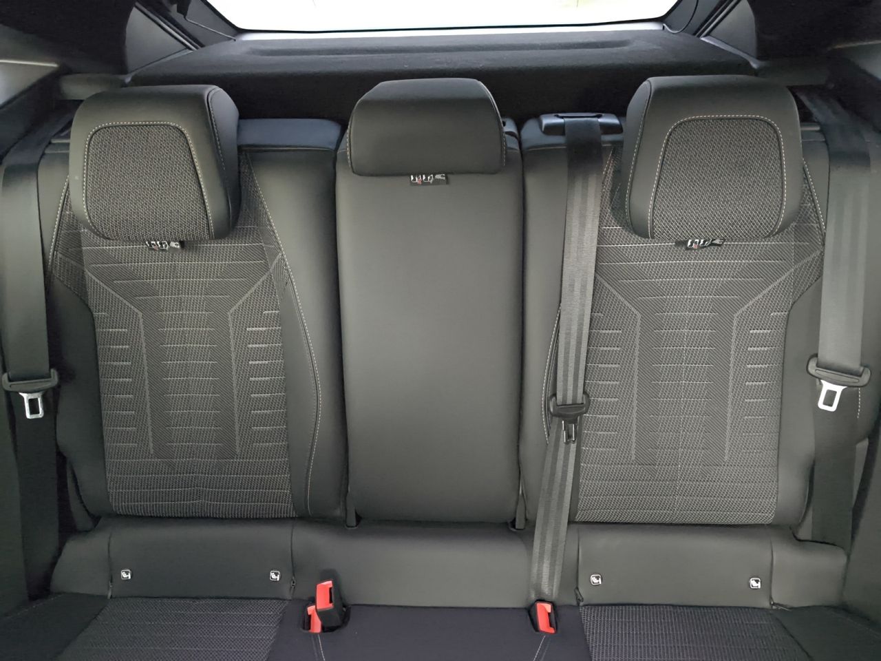 Peugeot 3008 Hybrid ALLURE HYBRID 145 e DCS6  - Foto 2