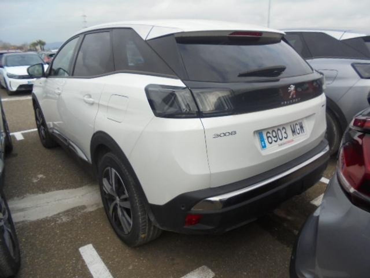 Peugeot 3008 Hybrid ALLURE PACK PLUG IN HYBRID 225 e EAT8  - Foto 2