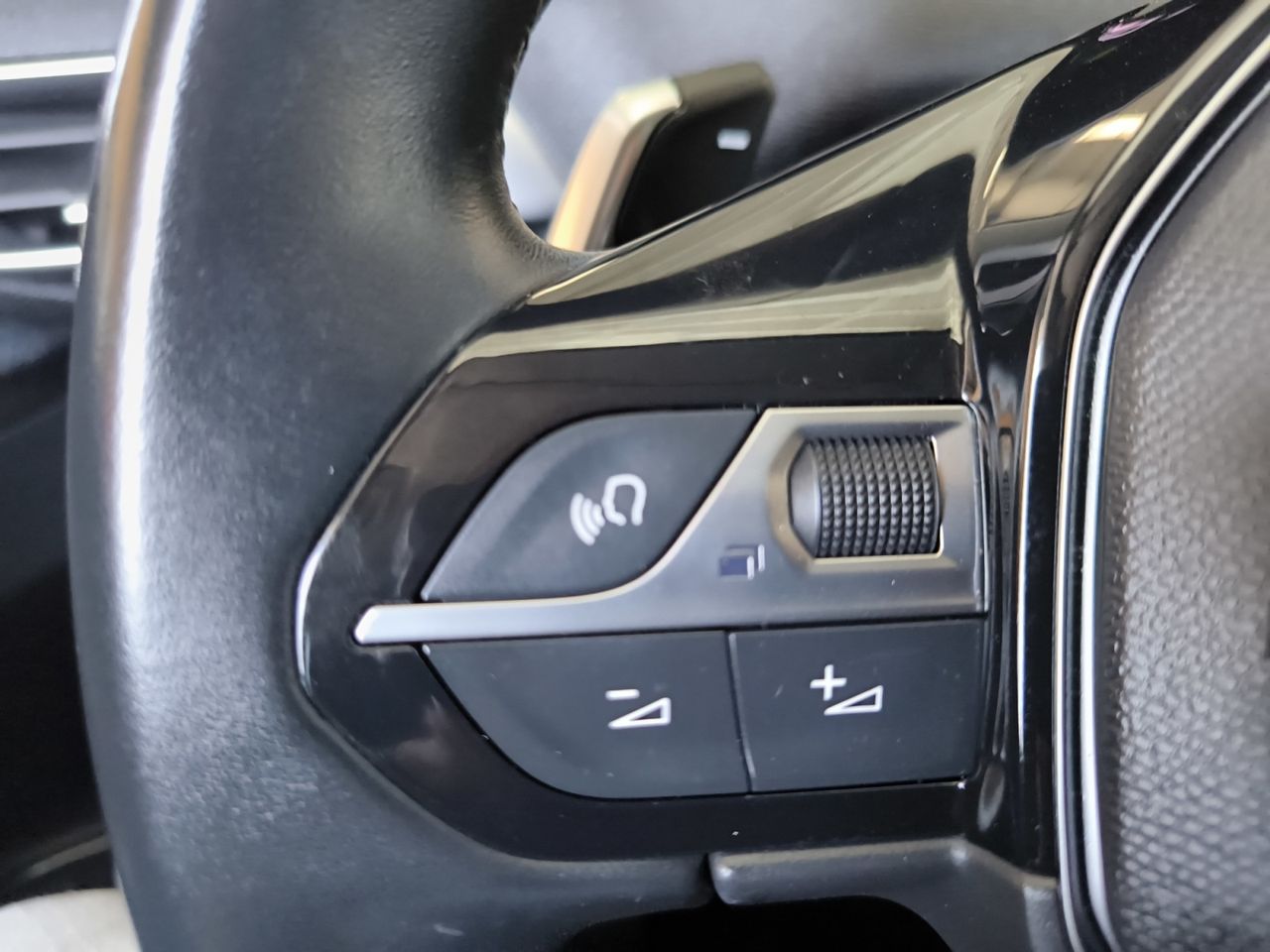 Peugeot 3008 Hybrid ALLURE PACK PLUG-IN HYBRID 225 e-EAT8  - Foto 2