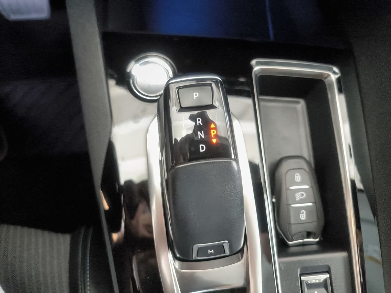 Peugeot 3008 Hybrid ALLURE PACK PLUG-IN HYBRID 225 e-EAT8  - Foto 2