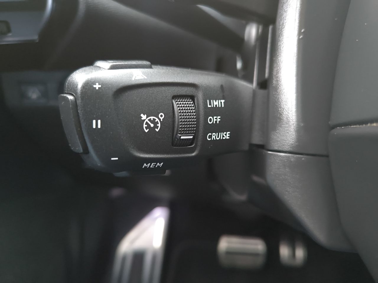 DS DS 7 Crossback ETENSE 300 4X4 LOUVRE  - Foto 2