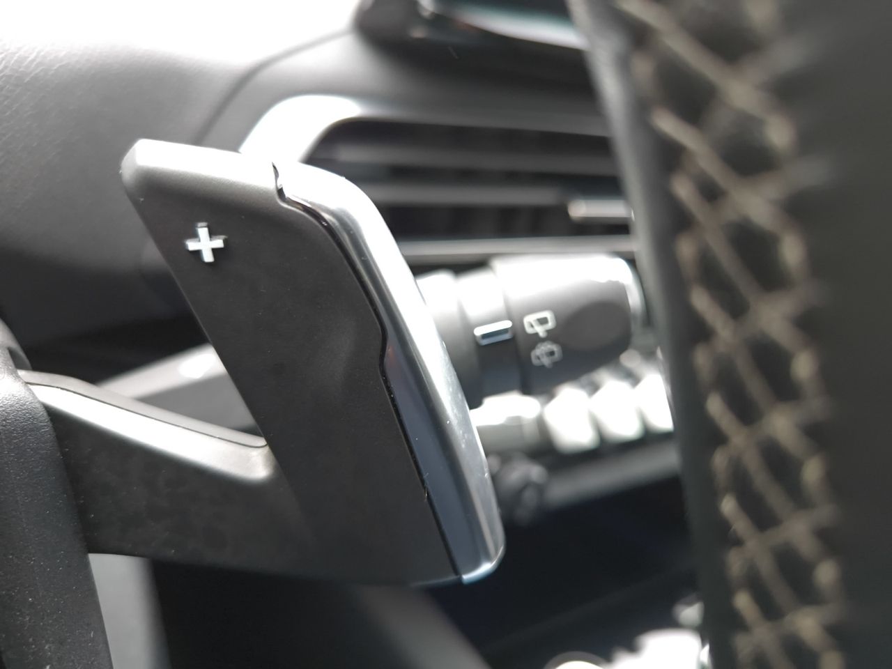 Peugeot 3008 Hybrid ALLURE HYBRID 225 e EAT8  - Foto 2