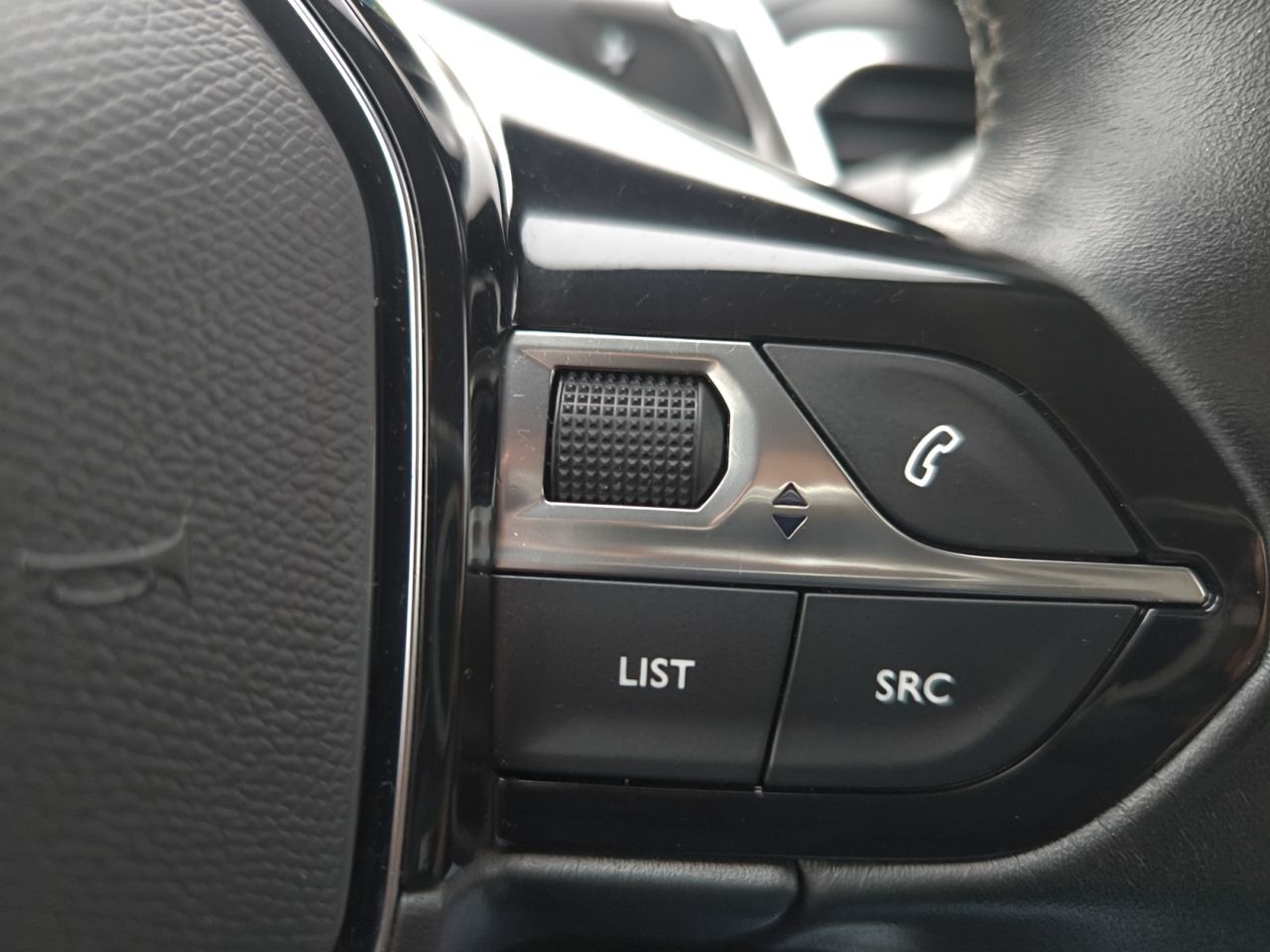 Peugeot 3008 Hybrid ALLURE HYBRID 225 e EAT8 - Foto 2