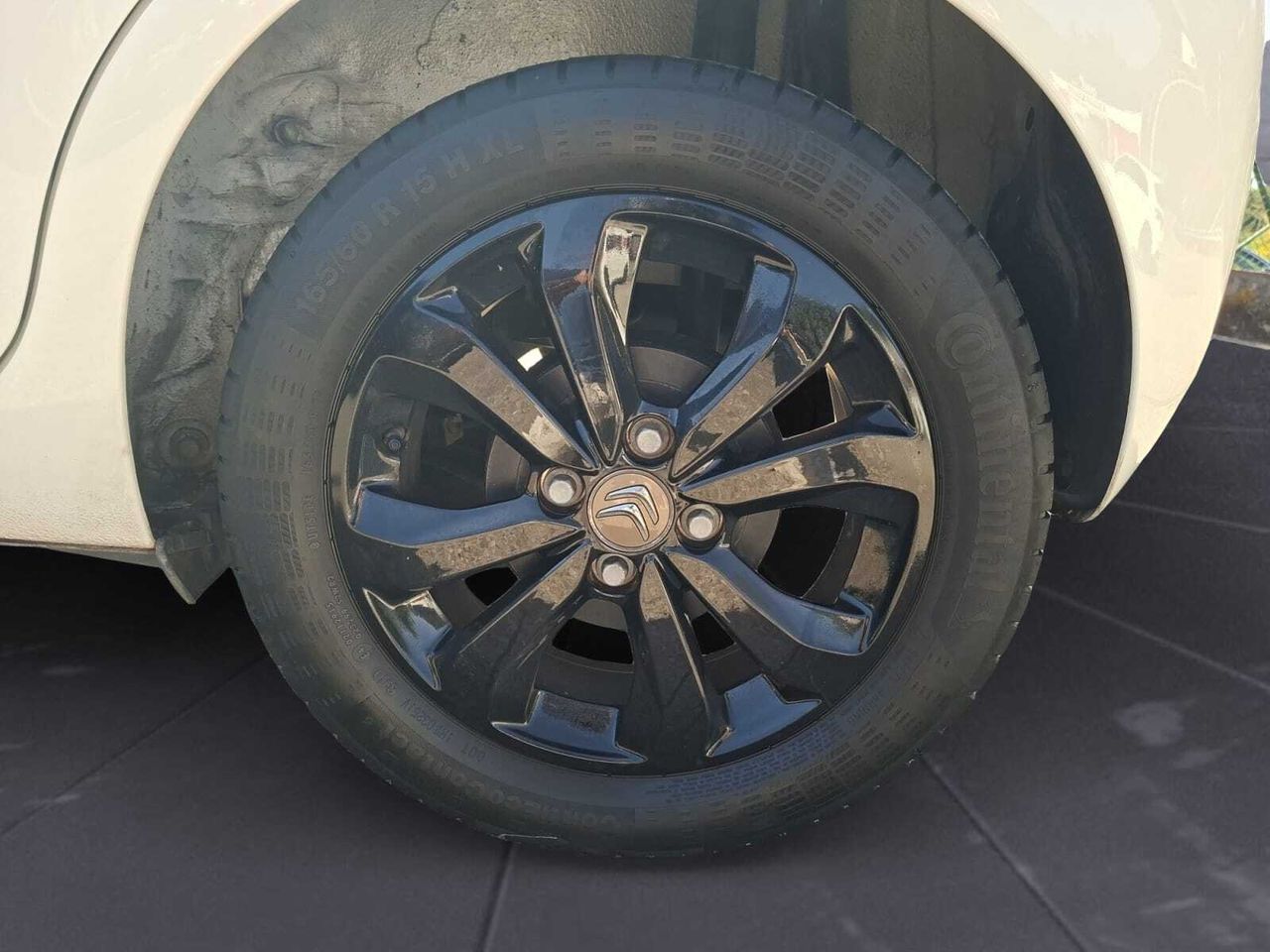 Citroën C1 VTI 72 S&S 5 PUERTAS ORIGINS  - Foto 2