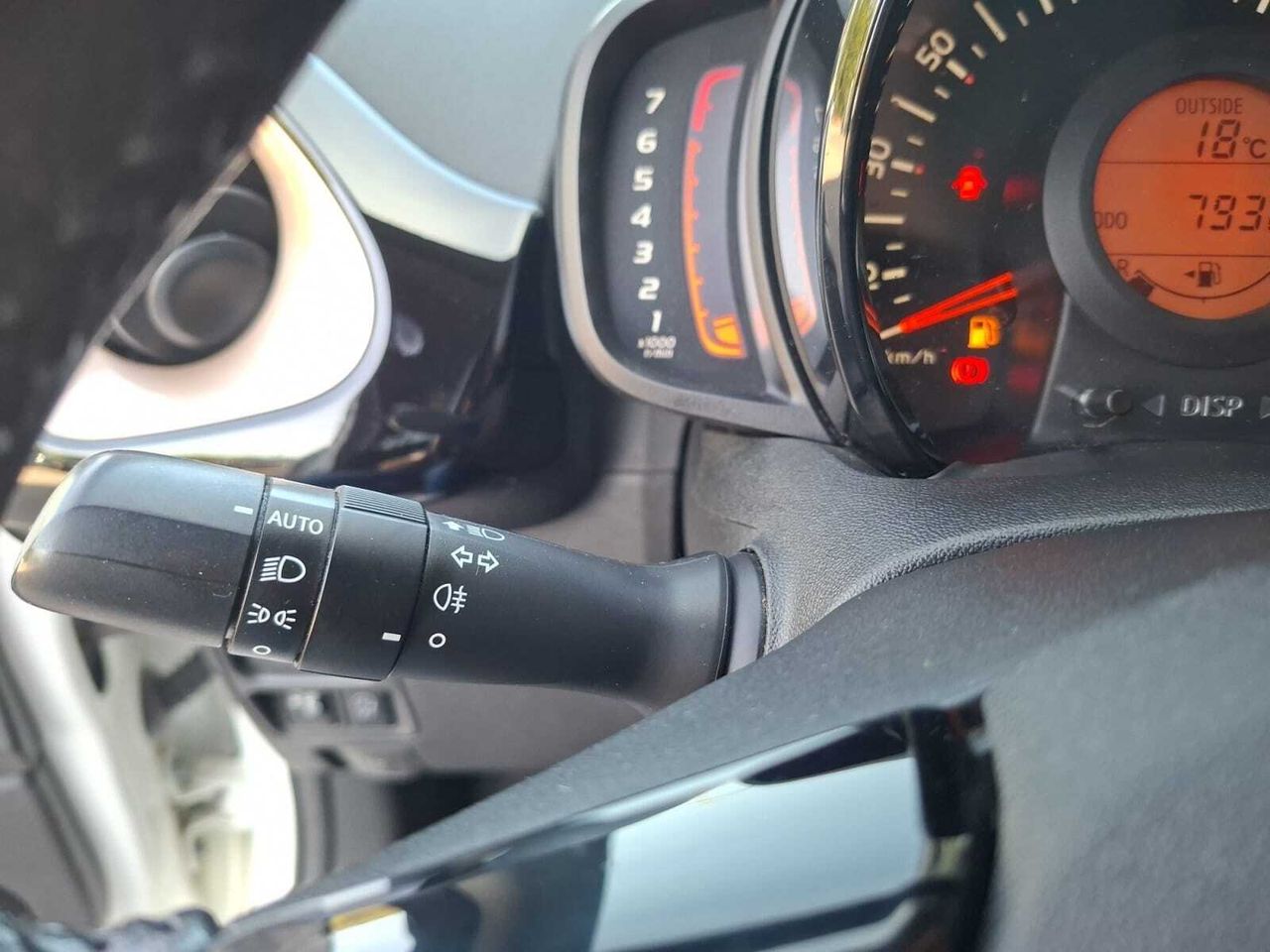 Citroën C1 VTI 72 S&S 5 PUERTAS ORIGINS  - Foto 2