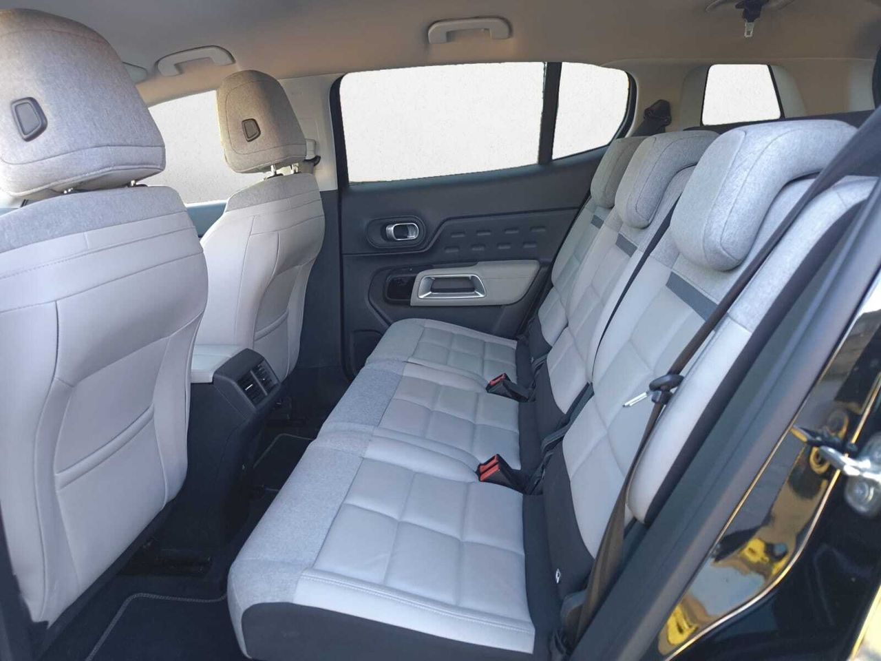 Citroën C5 Aircross HYBRID 225 e-EAT8 SHINE  - Foto 2