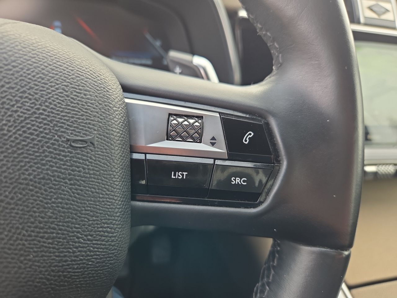 DS DS 7 Crossback BLUE DHI 130 AUT BASTILLE  - Foto 2