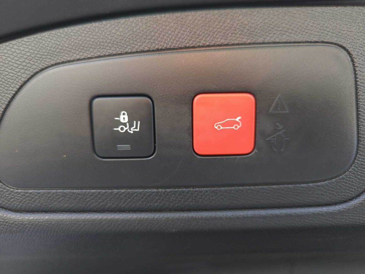 DS DS 7 CROSSBACK BLUE HDI 130 AUT SO CHIC  - Foto 2