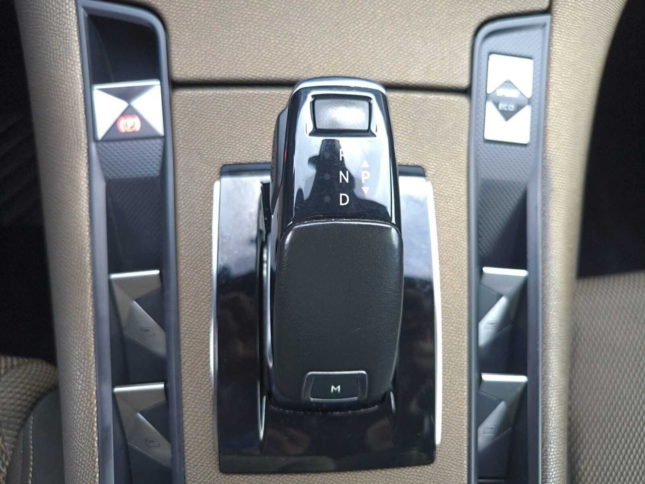 DS DS 7 CROSSBACK BLUE HDI 130 AUT SO CHIC  - Foto 2