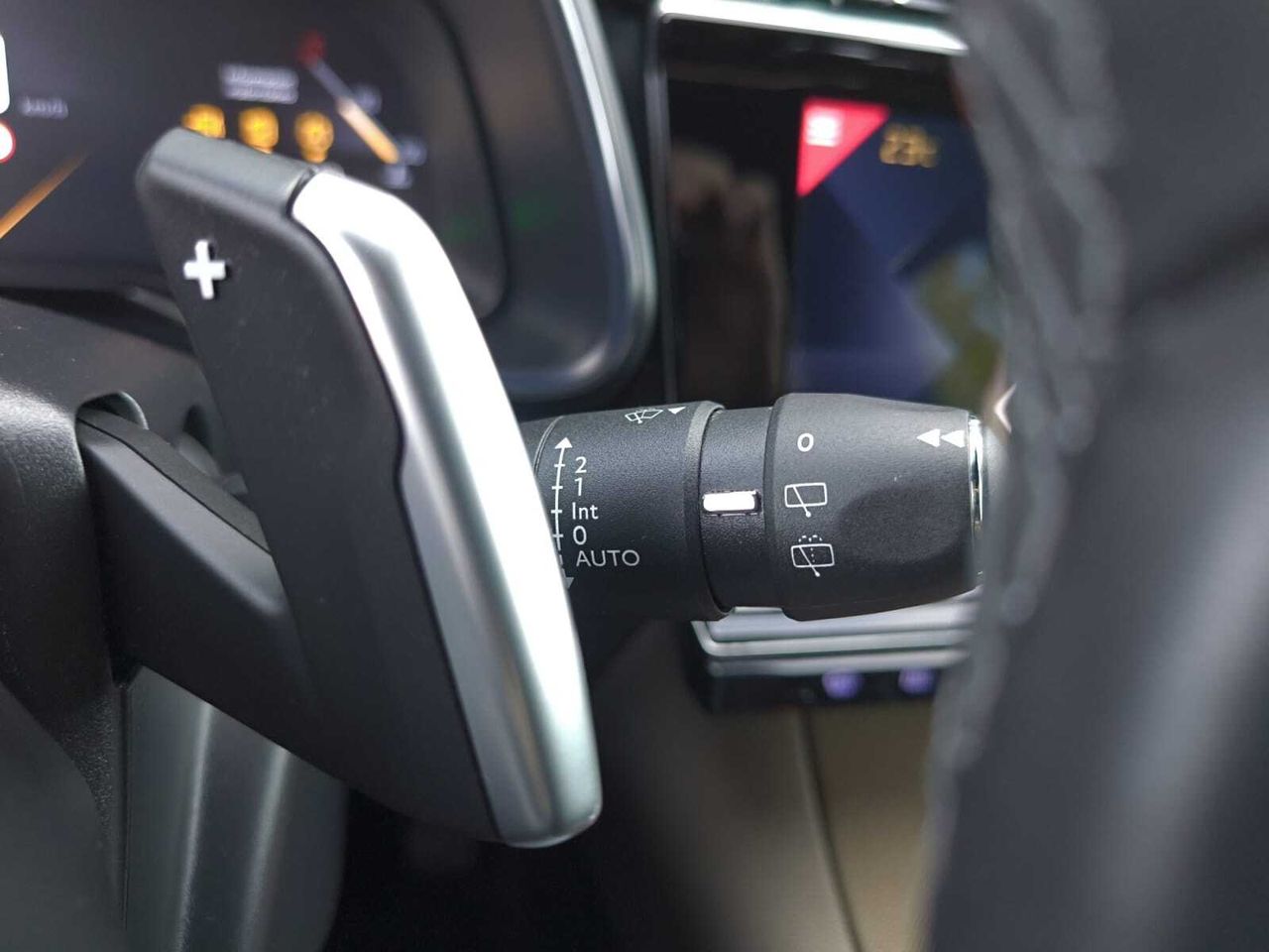 DS DS 7 CROSSBACK BLUE HDI 130 AUT SO CHIC  - Foto 2