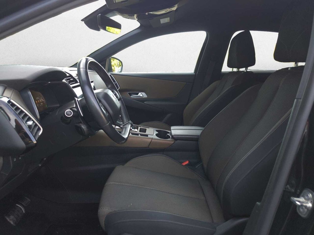 DS DS 7 CROSSBACK BLUE HDI 130 AUT SO CHIC  - Foto 2