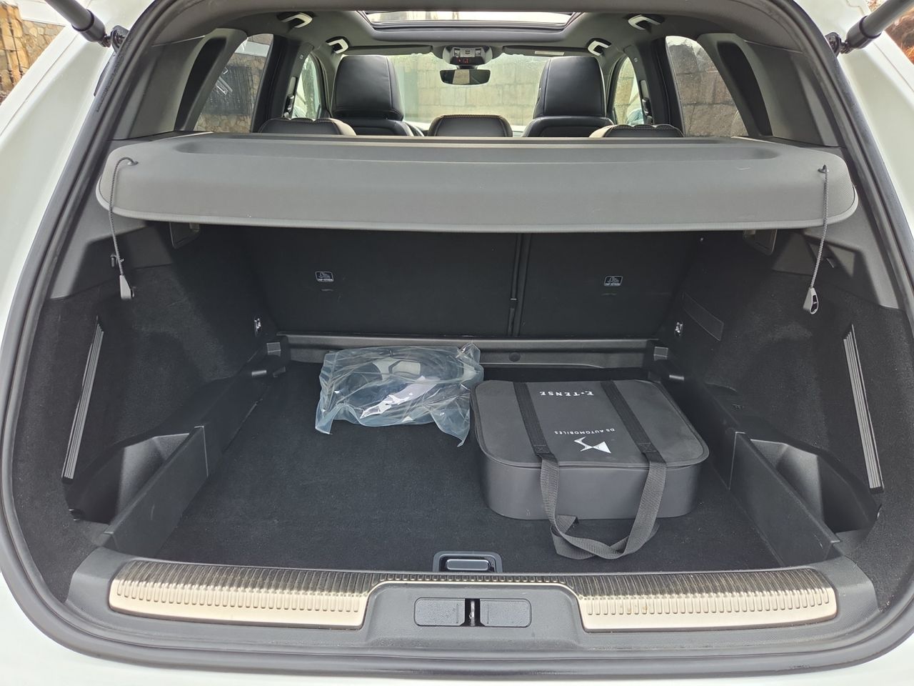 DS DS 7 Crossback E TENSE 300 4X4 LIGNE NOIRE  - Foto 2