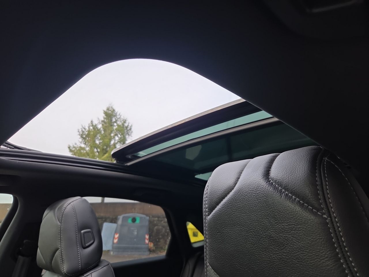 DS DS 7 Crossback E TENSE 300 4X4 LIGNE NOIRE  - Foto 2