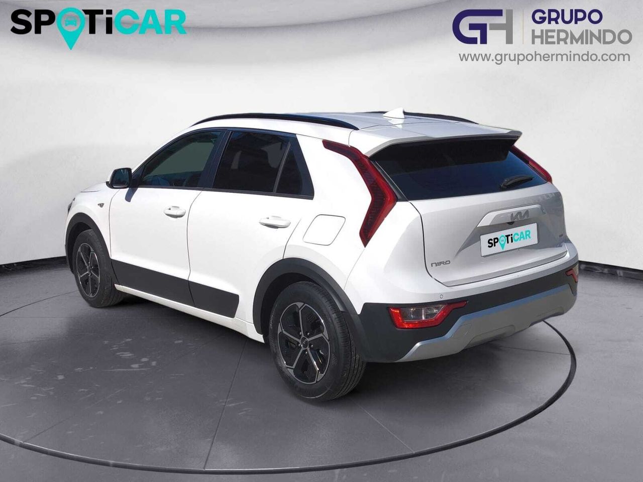 Kia Niro 1.6 GDI HEV 141 CV CONCEPT  - Foto 2
