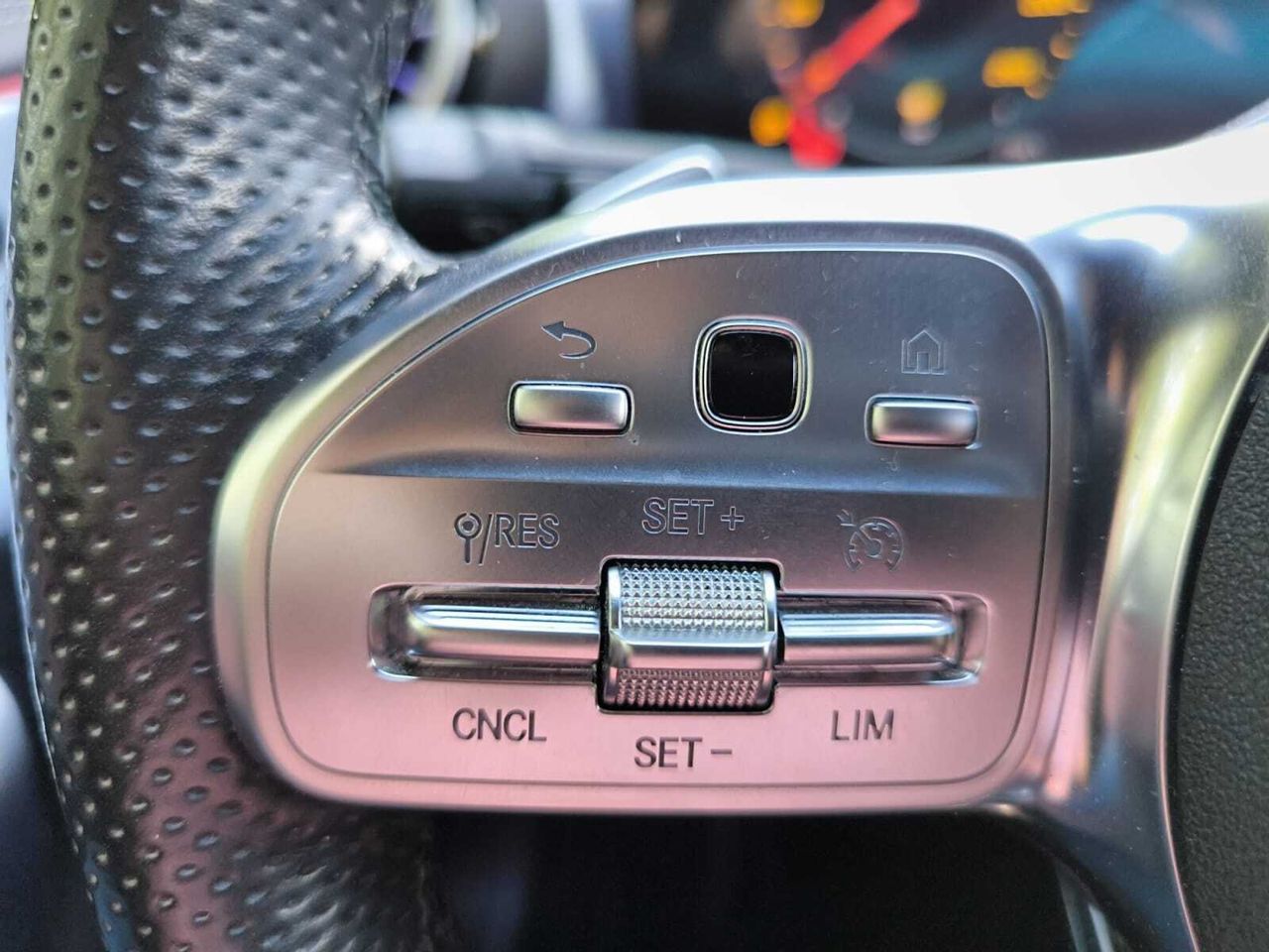 Mercedes CLA 200 D DCT SHOOTING BRAKE  - Foto 2