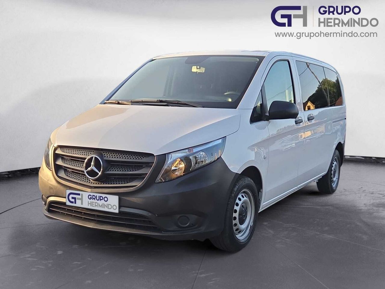 Mercedes Vito TOURER 114 CDI COMPACTA 2.0 135 CV AT9 E6dT  - Foto 2