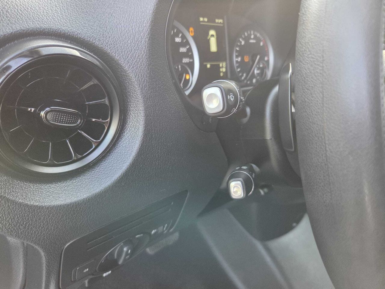 Mercedes Vito TOURER 114 CDI COMPACTA 2.0 135 CV AT9 E6dT  - Foto 2