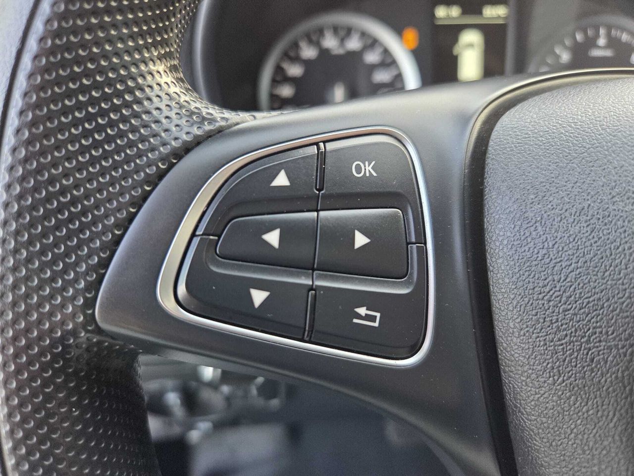 Mercedes Vito TOURER 114 CDI COMPACTA 2.0 135 CV AT9 E6dT  - Foto 2