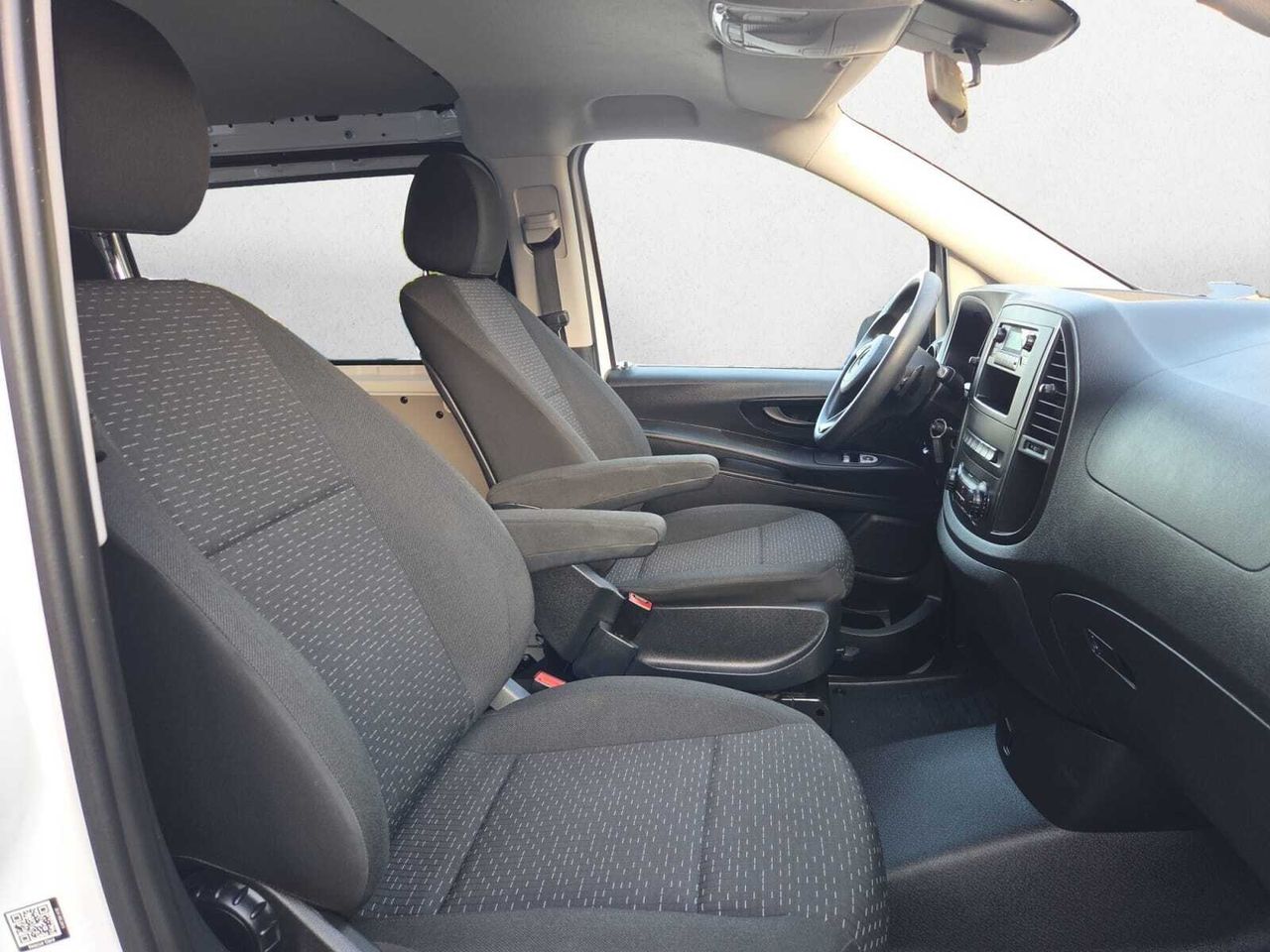 Mercedes Vito TOURER 114 CDI COMPACTA 2.0 135 CV AT9 E6dT  - Foto 2