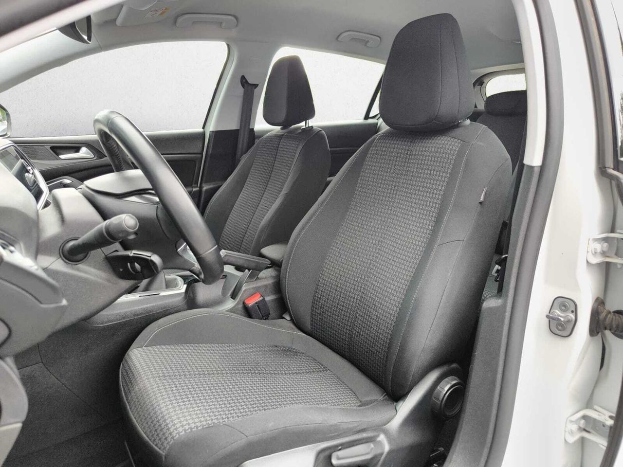 Peugeot 308 ACTIVE PACK BLUE HDI 100 CV  - Foto 2